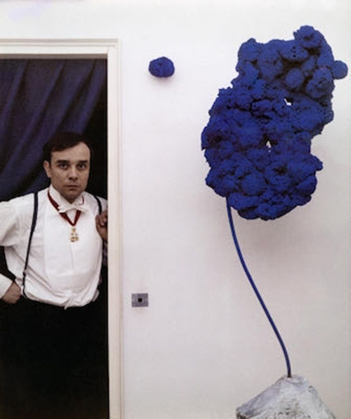 Les œuvres bleues et invisibles d'Yves Klein